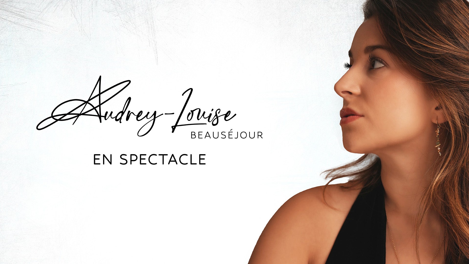 Audrey-Louise Beauséjour en spectacle au Théâtre Petit Champlain.