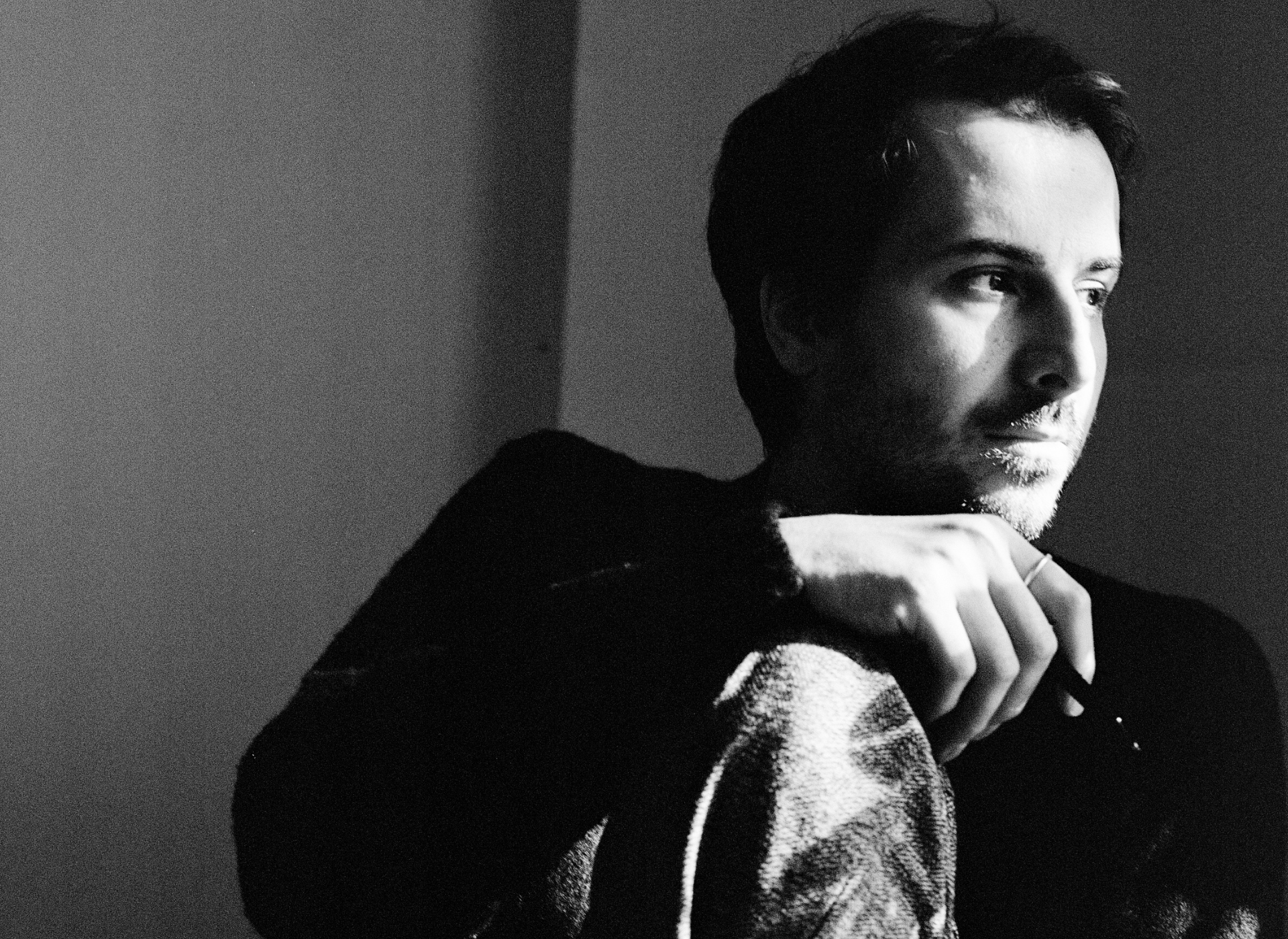 Bobby Bazini en spectacle au Théâtre Petit Champlain.