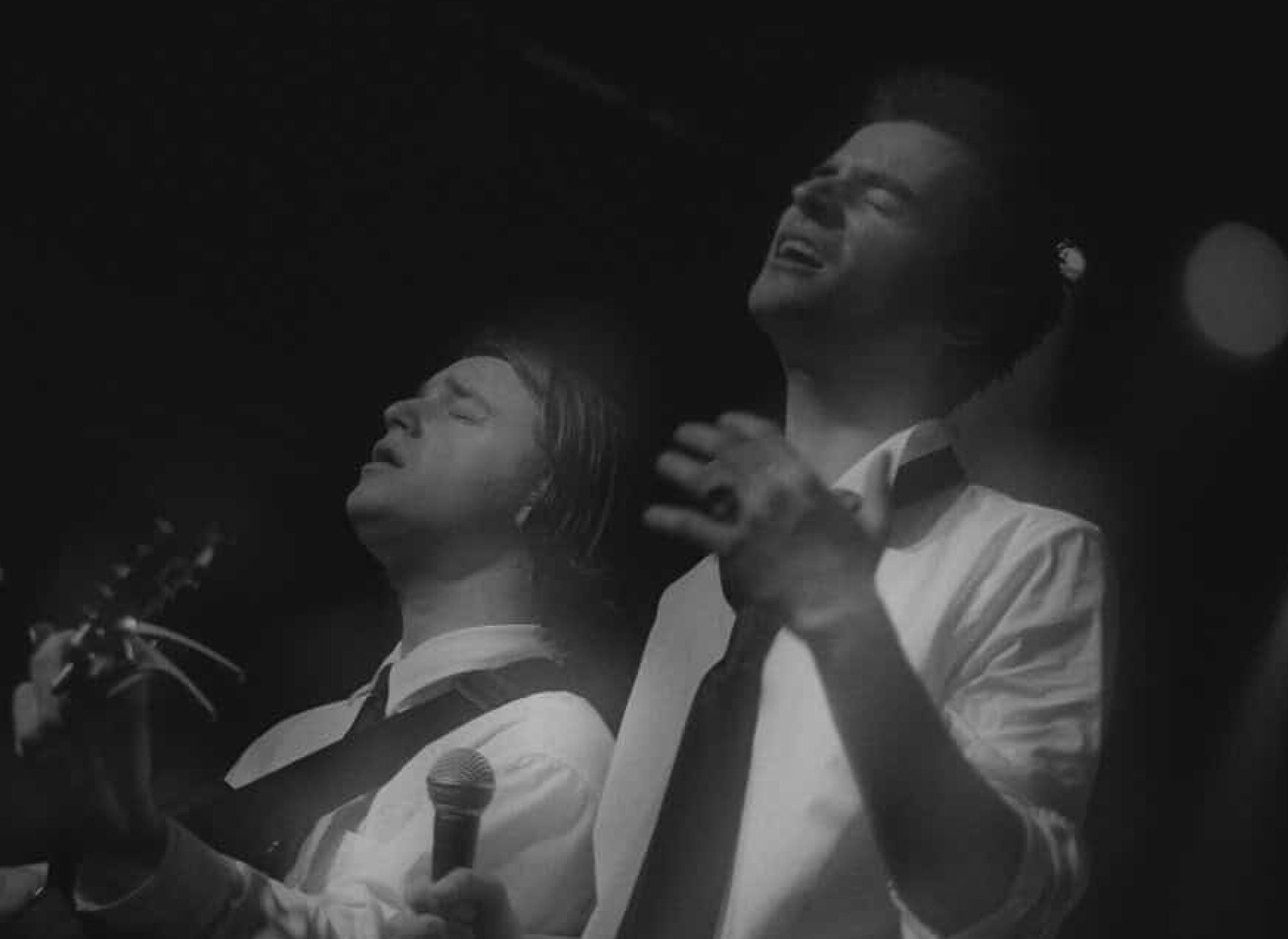 Émile Bourgault et Louis-Julien Durso en spectacle au Théâtre Petit Champlain.